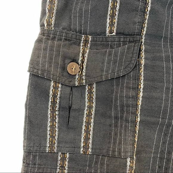 EVERYTHING Natural Striped Cargo Shorts - Picture 5 of 8